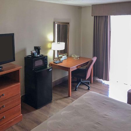 Quality Inn Near Joint Base Andrews-Washington Area Camp Springs Dış mekan fotoğraf