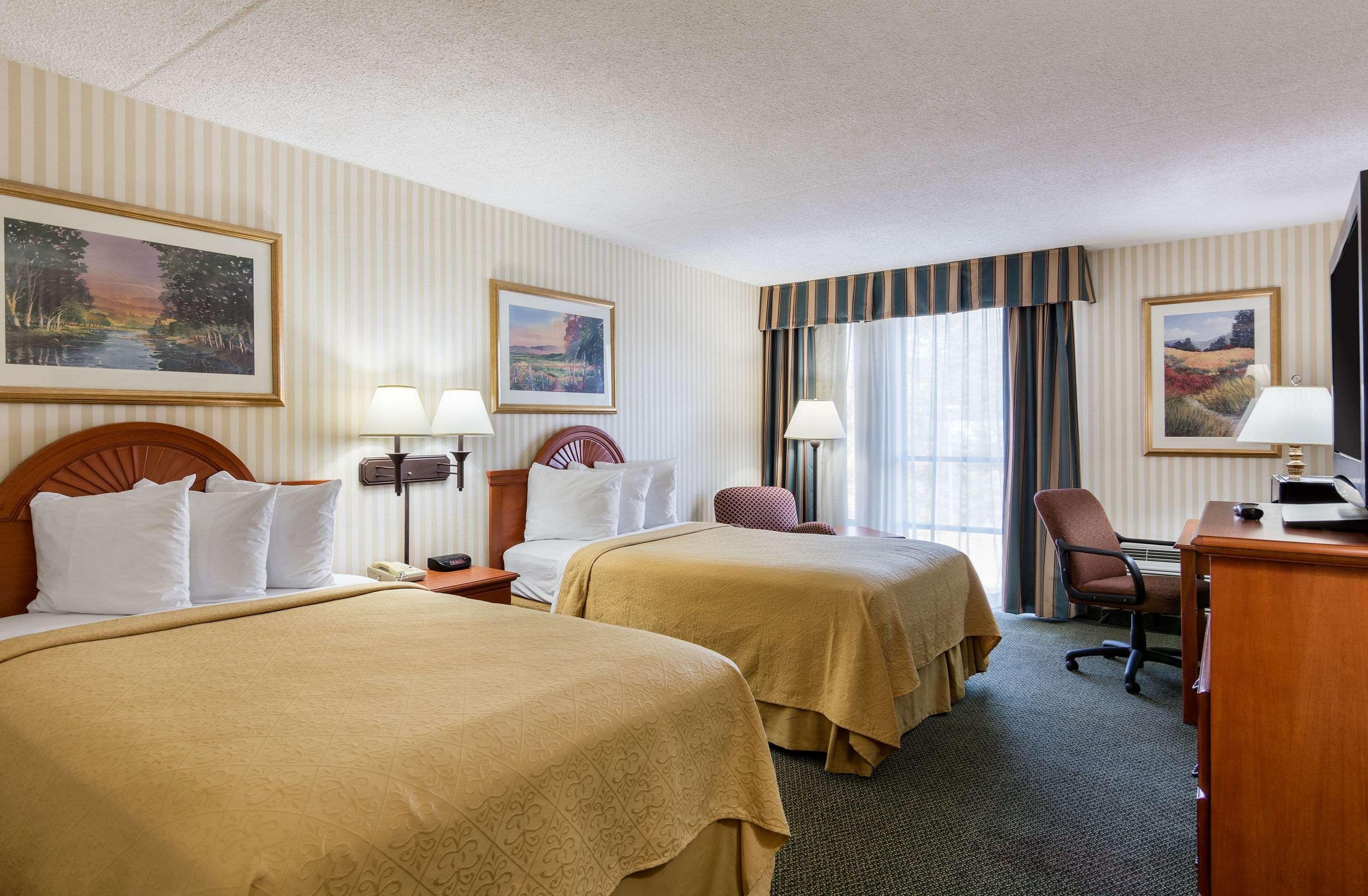 Quality Inn Near Joint Base Andrews-Washington Area Camp Springs Dış mekan fotoğraf