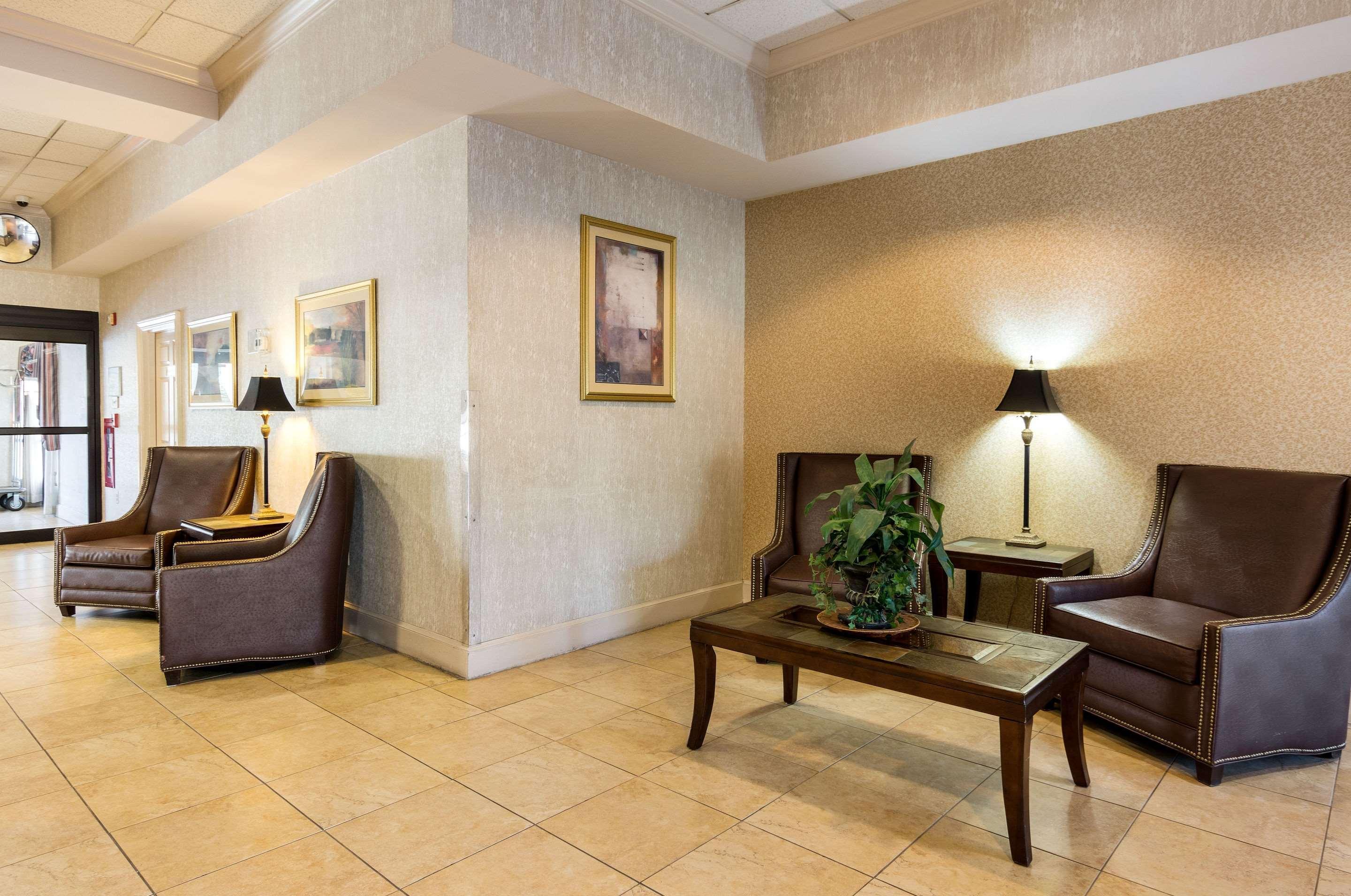 Quality Inn Near Joint Base Andrews-Washington Area Camp Springs Dış mekan fotoğraf