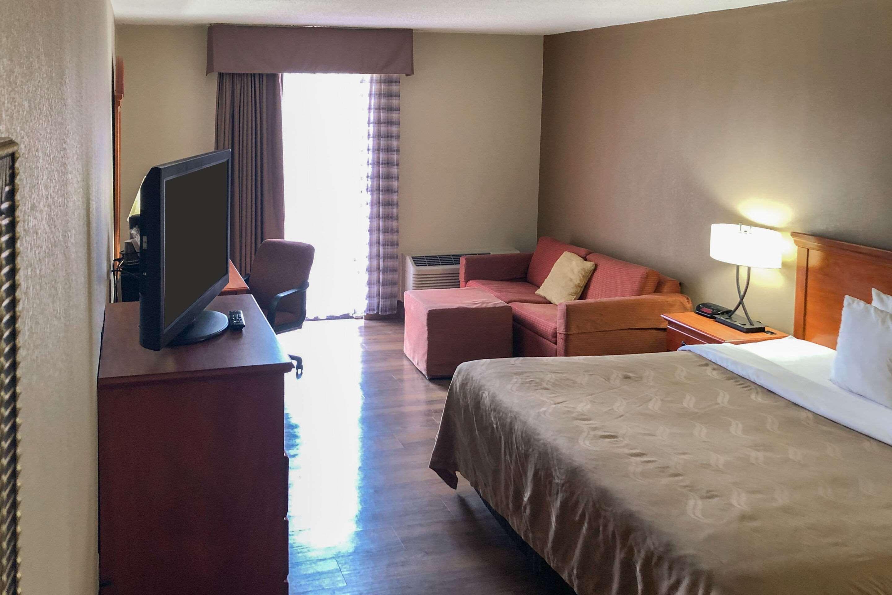 Quality Inn Near Joint Base Andrews-Washington Area Camp Springs Dış mekan fotoğraf