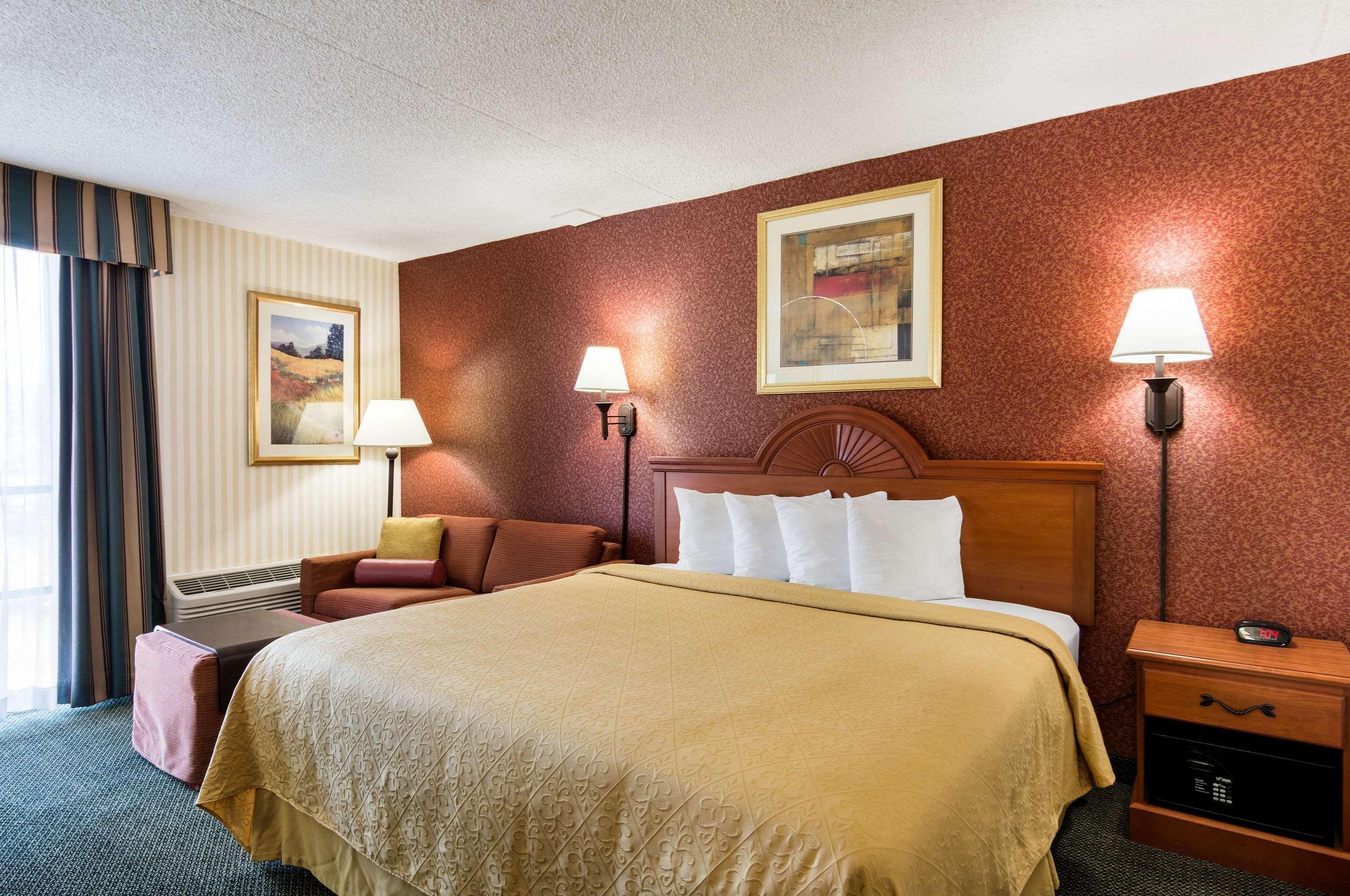 Quality Inn Near Joint Base Andrews-Washington Area Camp Springs Dış mekan fotoğraf
